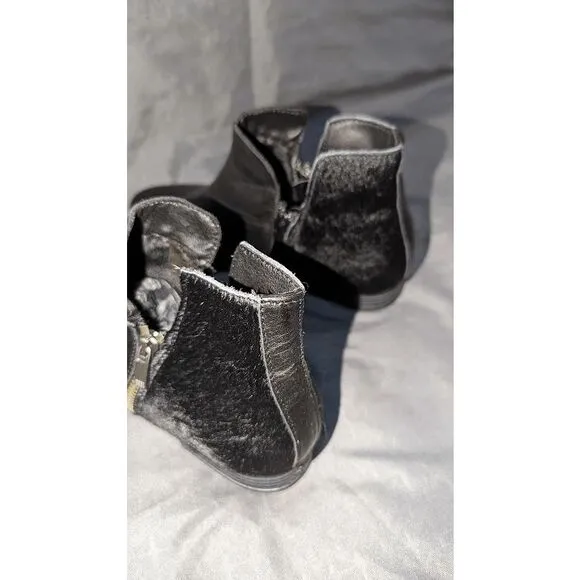 Eric Micheal Isabella Dual Textured Low Heel Ankle Boots Zipper Sides EU35/US 5