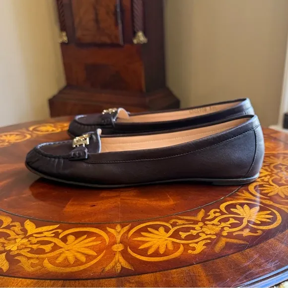 Escada Brown Leather Loafer Flats with Gold Logo Size 39.5/9.5 MSRP $395