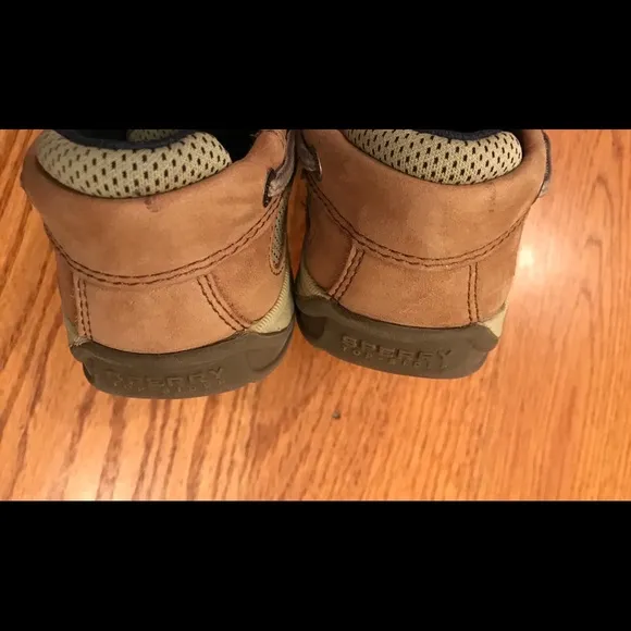 EUC Sperry Loafer, Tan