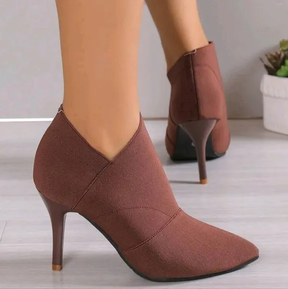 European And American Fashion Pointed Toe Stretch High Heel Classic Boots
