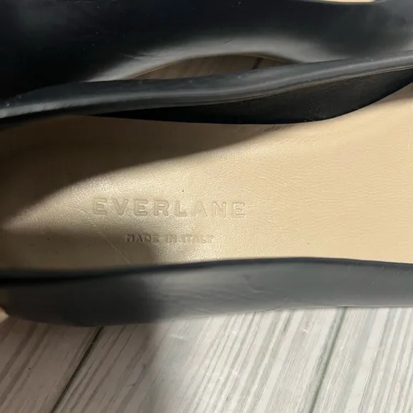 Everlane Black leather flats 8 made Italy