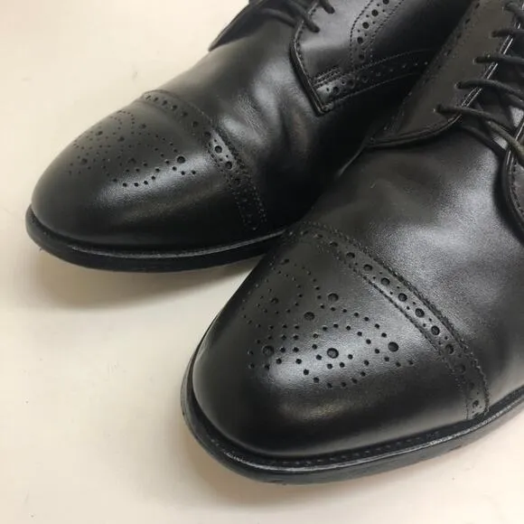 EXCELLENT Allen Edmonds Men's Sanford Cap Toe Derby Black Leather Medallion 10.5
