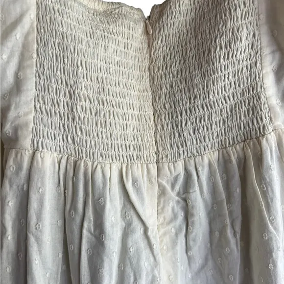 ✅Farm RIO Off-White Textured Puff Sleeve Midi Dress NWT S pleated front ruffle