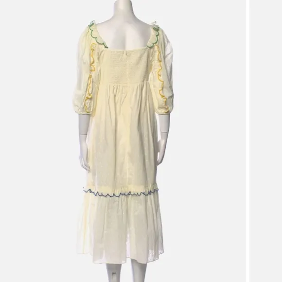 ✅Farm RIO Off-White Textured Puff Sleeve Midi Dress NWT S pleated front ruffle
