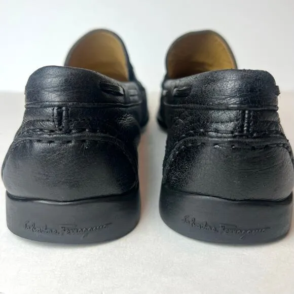 Ferragamo Leather Moccasins Loafers with Gancini Ornament Black Sz 9