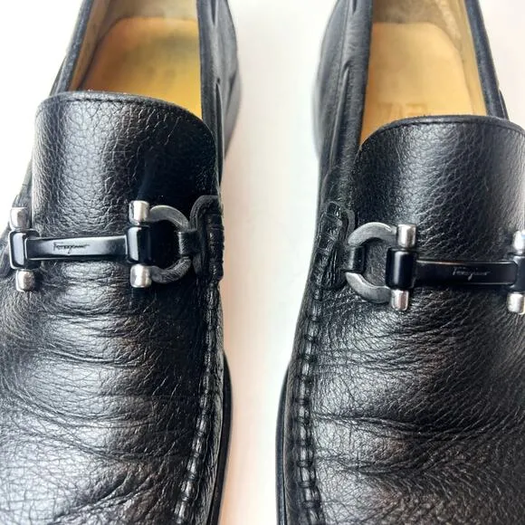 Ferragamo Leather Moccasins Loafers with Gancini Ornament Black Sz 9