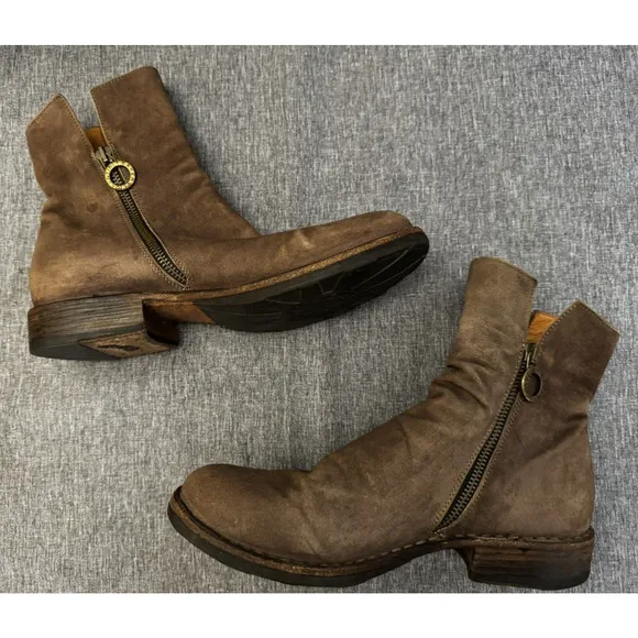 Fiorentini and Baker women’s size 37 brown suede side zip heeled ankle boots