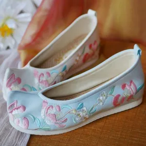 Fleur Rouge Canvas Slip-On | Embroidered Floral