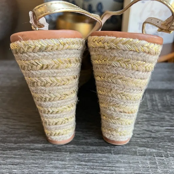 Floor/Display Shoes KATE SPADE Gold Peeptoe Espadrille Wedges US10