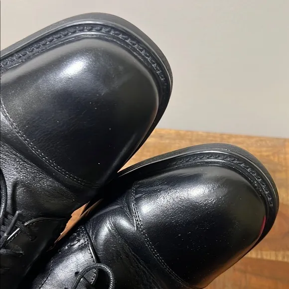 Florsheim Comfortech Black Oxford Shoes with Lace-Up Design, Mens 10