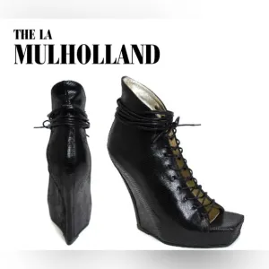 Fluevog LIKE NEW The LA Mulholland black Cairo lace-up wedge corset shoe -9.5/10