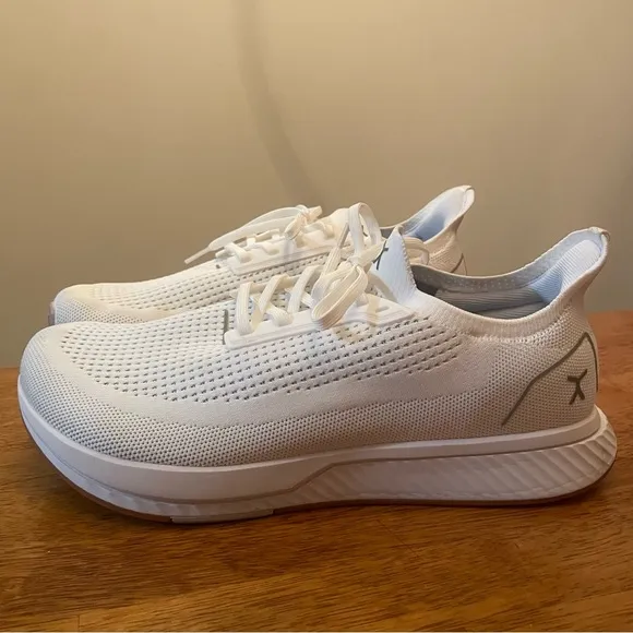 Flux Adapt Runner Men’s Running Shoes In White