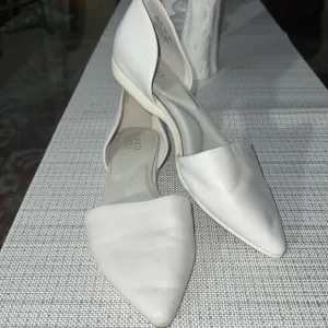 Franco Sarto white leather, darlin lilac flats