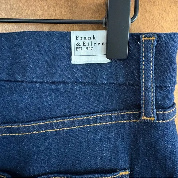 Frank &amp; Eileen Flannigan Flare Jeans High Rise Italian Denim Size 31 NEW Boho
