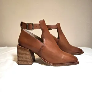 Free People Brady Buckle Boots in Cognac Brown Leather EU 39/US 8.5