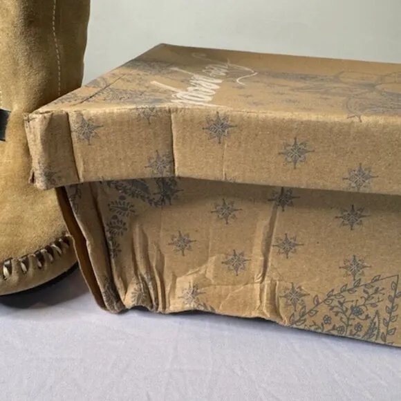 Free People Coronado Suede Mocc Moccasin Boots With Leather Fringe 7 New in Box
