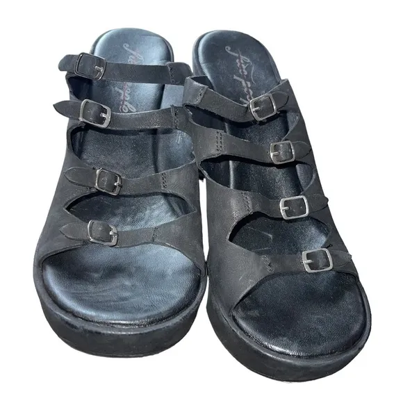 Free People Huffman Buckle Wedge Heels black size US 10 EU 41