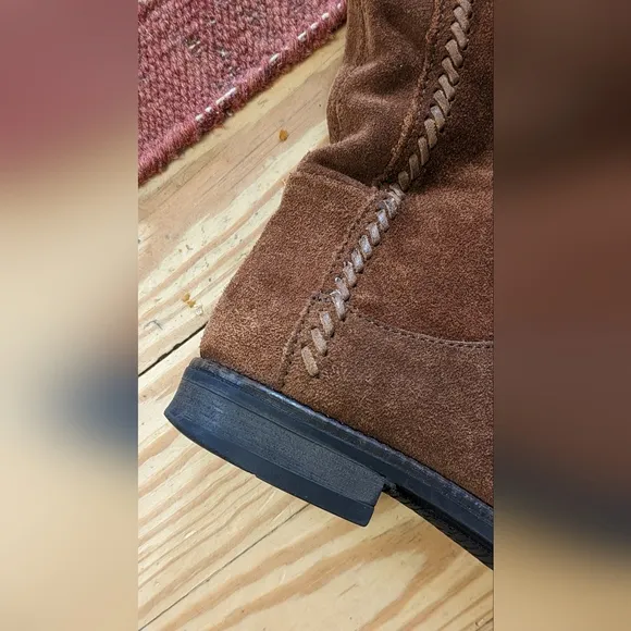 Free people suede knee Flat boots Braided Detail Sz40
