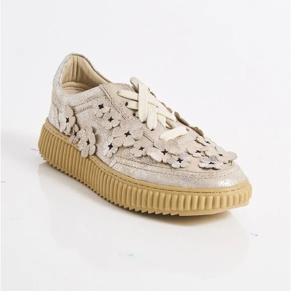 FREE PEOPLE Wallflower Wimberly Sneakers / Champagne Metallic