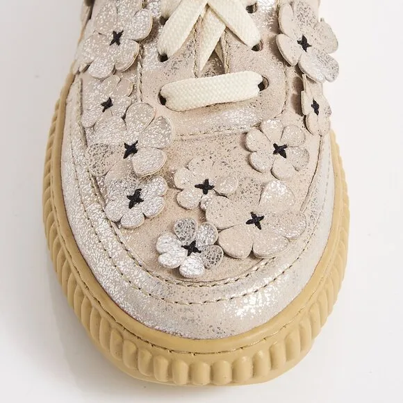 FREE PEOPLE Wallflower Wimberly Sneakers / Champagne Metallic