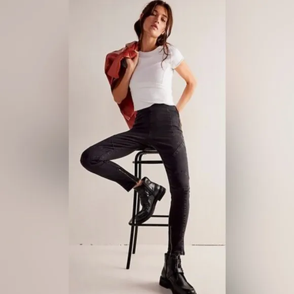 Free People X We The Free Bella High Rise Skinny Jeans NWT