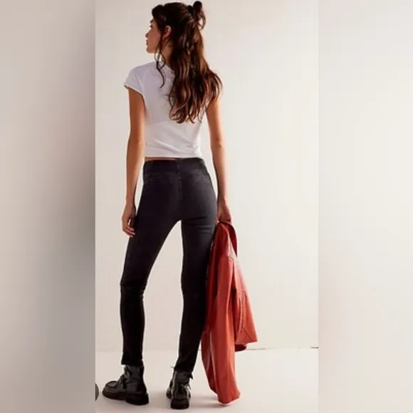 Free People X We The Free Bella High Rise Skinny Jeans NWT