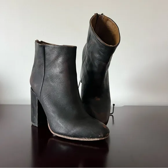 Freebird by Steven - Distressed Harlo Leather Heeled Boots Brown/Black 8