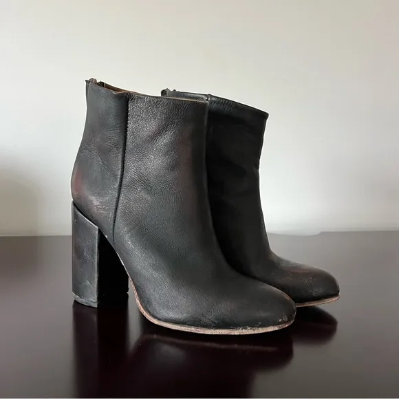 Freebird by Steven - Distressed Harlo Leather Heeled Boots Brown/Black 8