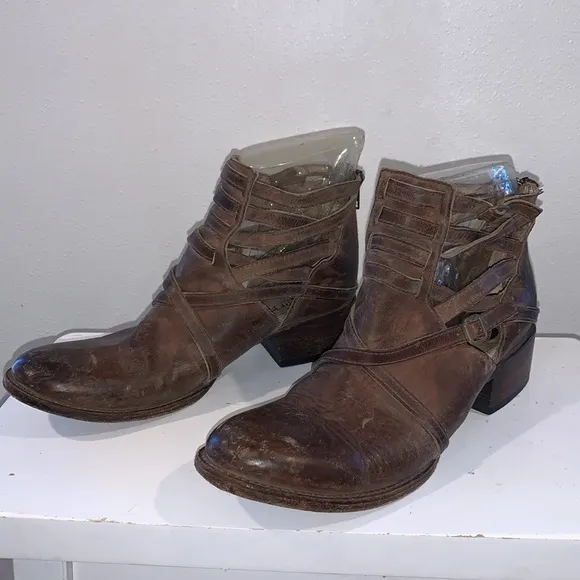 FREEBIRD by STEVEN STAIR ANKLE HEELED BOOTS SIZE 9 women’s BROWN/BRASS