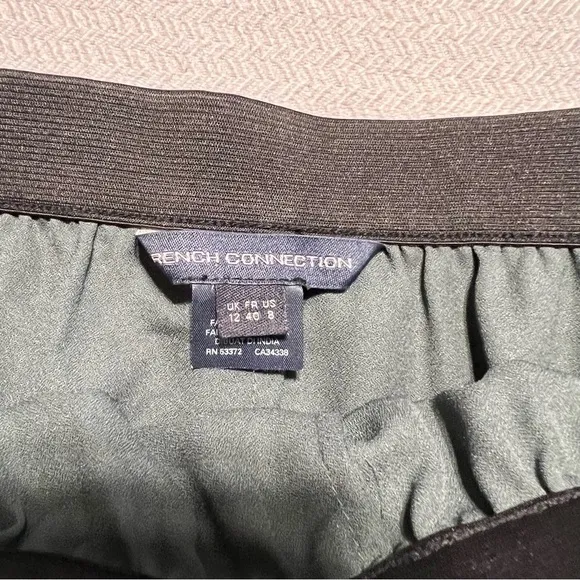 French Connection (NWT) Fully Lined, Elastic Waist Skirt, Size 8