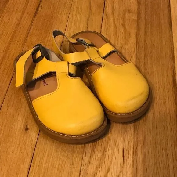 Freshly Picked Sz 9 Yellow Leather Flats