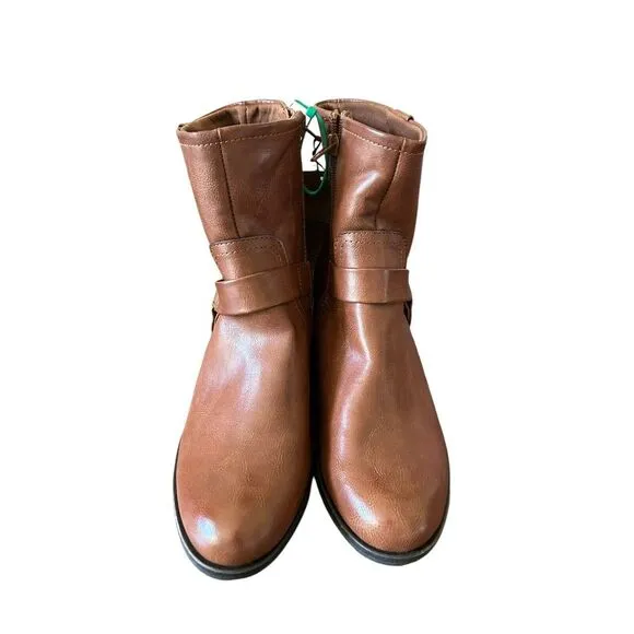 Frye and Co. Women's Elodie Flat Heel Motorcycle Boots,‎ Brushed Brown, 7.5M NEW