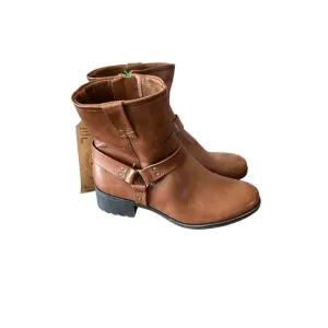 Frye and Co. Women's Elodie Flat Heel Motorcycle Boots,‎ Brushed Brown, 7.5M NEW