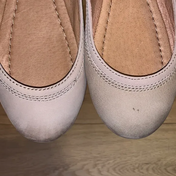 Frye Carrie Ballet Genuine Leather Flats Ash Size 6