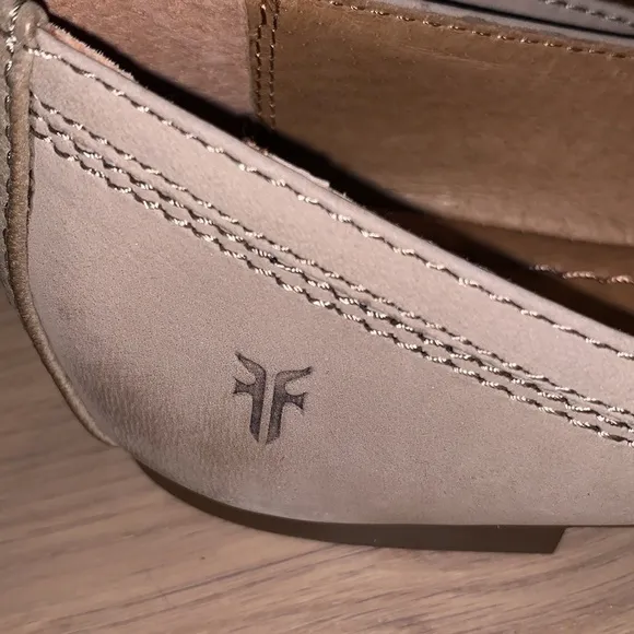 Frye Carrie Ballet Genuine Leather Flats Ash Size 6