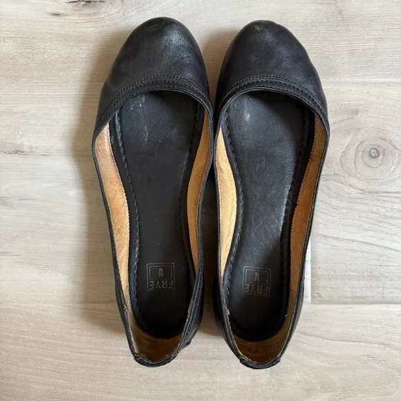 FRYE • Carson Ballet Flats - Black Leather Size 7.5