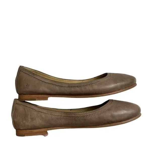 Frye gray leather flats 8