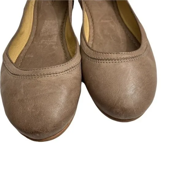 Frye gray leather flats 8