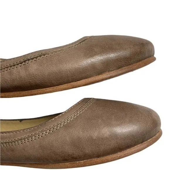 Frye gray leather flats 8
