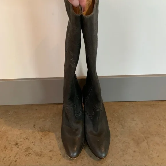 Frye Harlow Campus Gray Leather Heeled Boots Size 9.5M