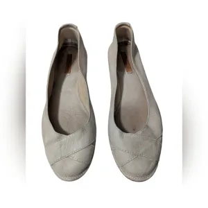 Frye Ivory Sunwash Nubuck Leather Ballet Flats