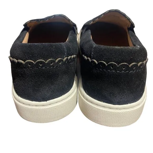 Frye Ivy black suede scalloped slip on boat style shoes women's 6