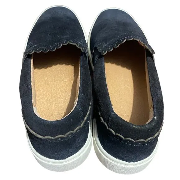 Frye Ivy black suede scalloped slip on boat style shoes women's 6
