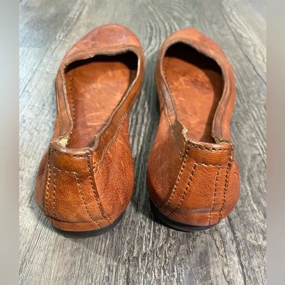 FRYE Leather Flats