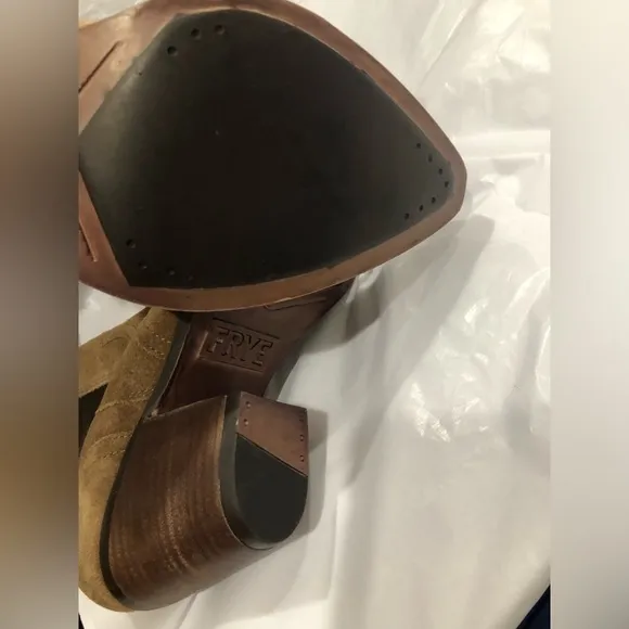 FRYE mera brown suede western style heel chelsea side gore boots size 10 new