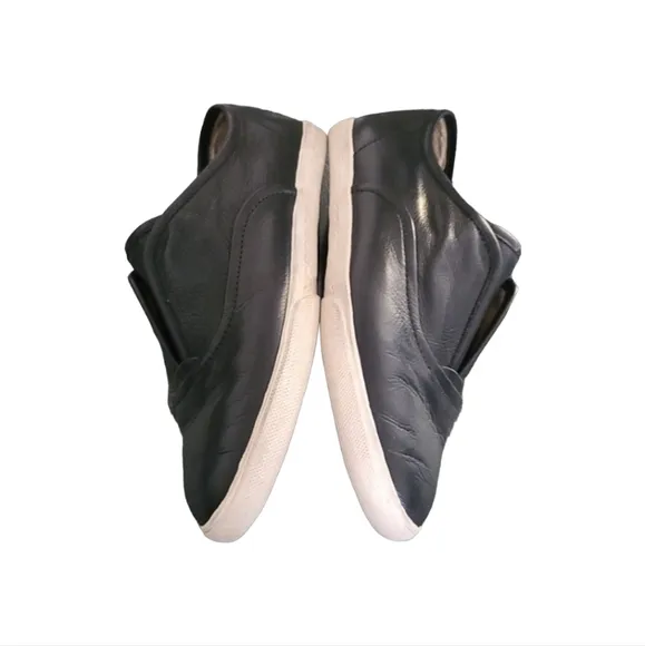 Frye Mindy Black Leather Sneakers Flats 7 Slip On Minimalist Industrial