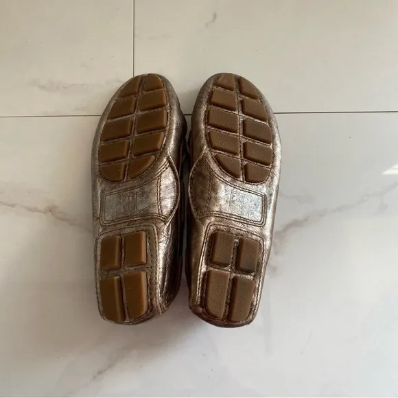 Frye Moccasins Gold Bronze Leather Flats Size 7