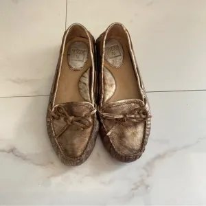Frye Moccasins Gold Bronze Leather Flats Size 7