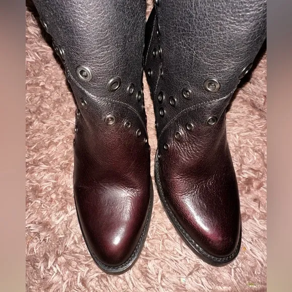 Frye Mustang Grommet Black and Red short Heeled Boots Western punk leather 7.5B