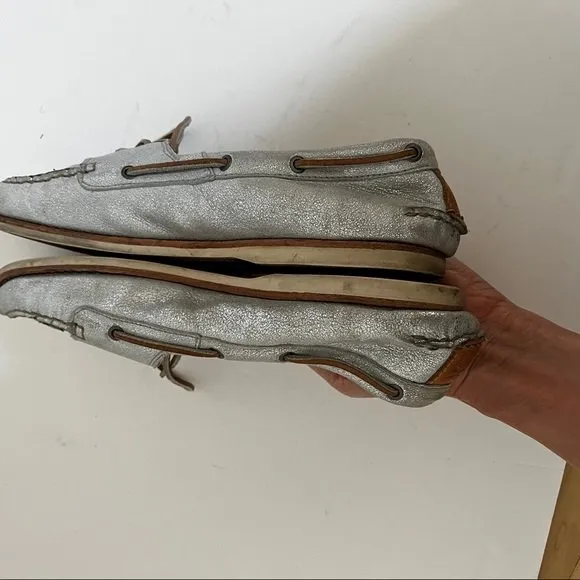 FRYE Quincy Tie Boat in Metallic Silver 10